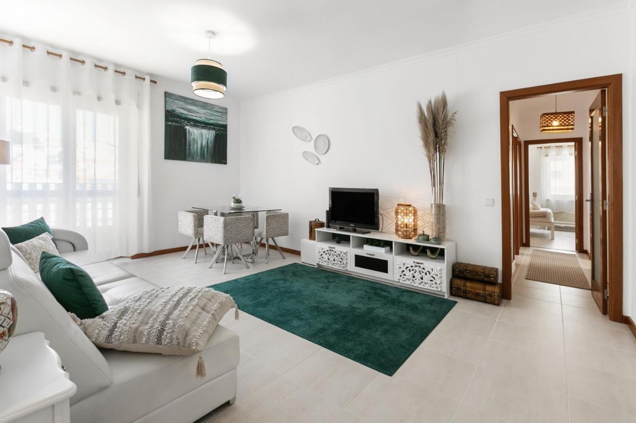 Nazare Modern Flat Apartment ภายนอก รูปภาพ