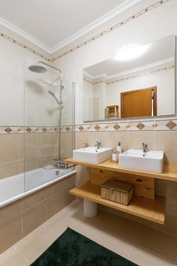 Nazare Modern Flat Apartment ภายนอก รูปภาพ
